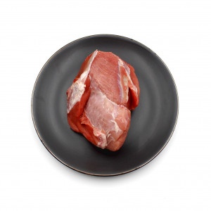 Bravčové stehno bez kosti v celku cca 900g Bognár 18