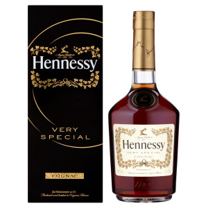 Hennessy VS v kartóniku 40% 0,7 l 8