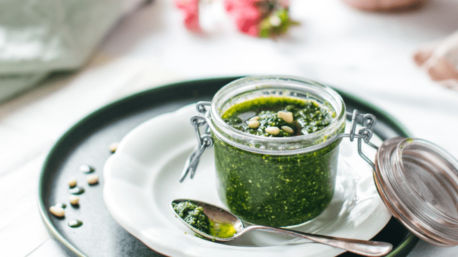 Pesto z medvedieho cesnaku