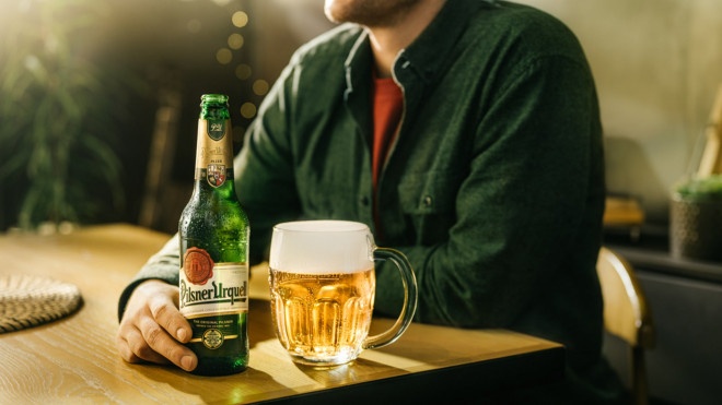 Ako si doma správne naservírovať pivo, aby si zachovalo svoju plnú chuť?