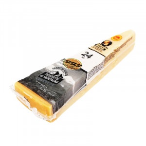 Parmezán Parmigiano Reggiano 24m 993 cca 0,3kg 1