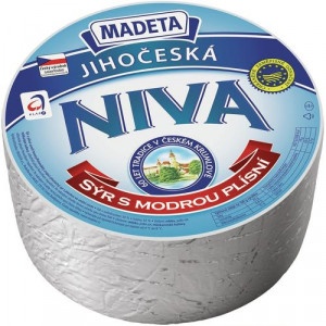 Syr Niva s modrou plesňou cca 2,7kg Madeta 20