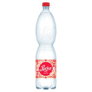 Lucka pramenitá voda perlivá 1,5l *ZO 80