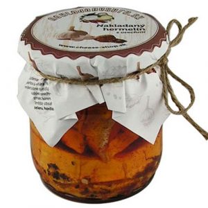 Nakladaný hermelín s orechmi 350g 8
