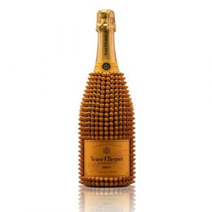 Millioneli Veuve Clicquot Yellow Label 0,75l FR 95 Millioneli Veuve Clicquot Yellow Label 0,75l FR 95