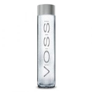 Voss Minerálna voda perlivá 800ml 2